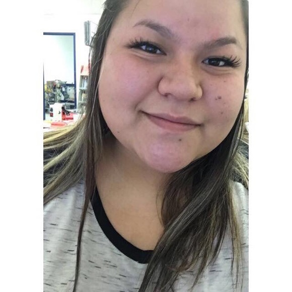 Meet your Posher, Shelby - Picture 1 of 1